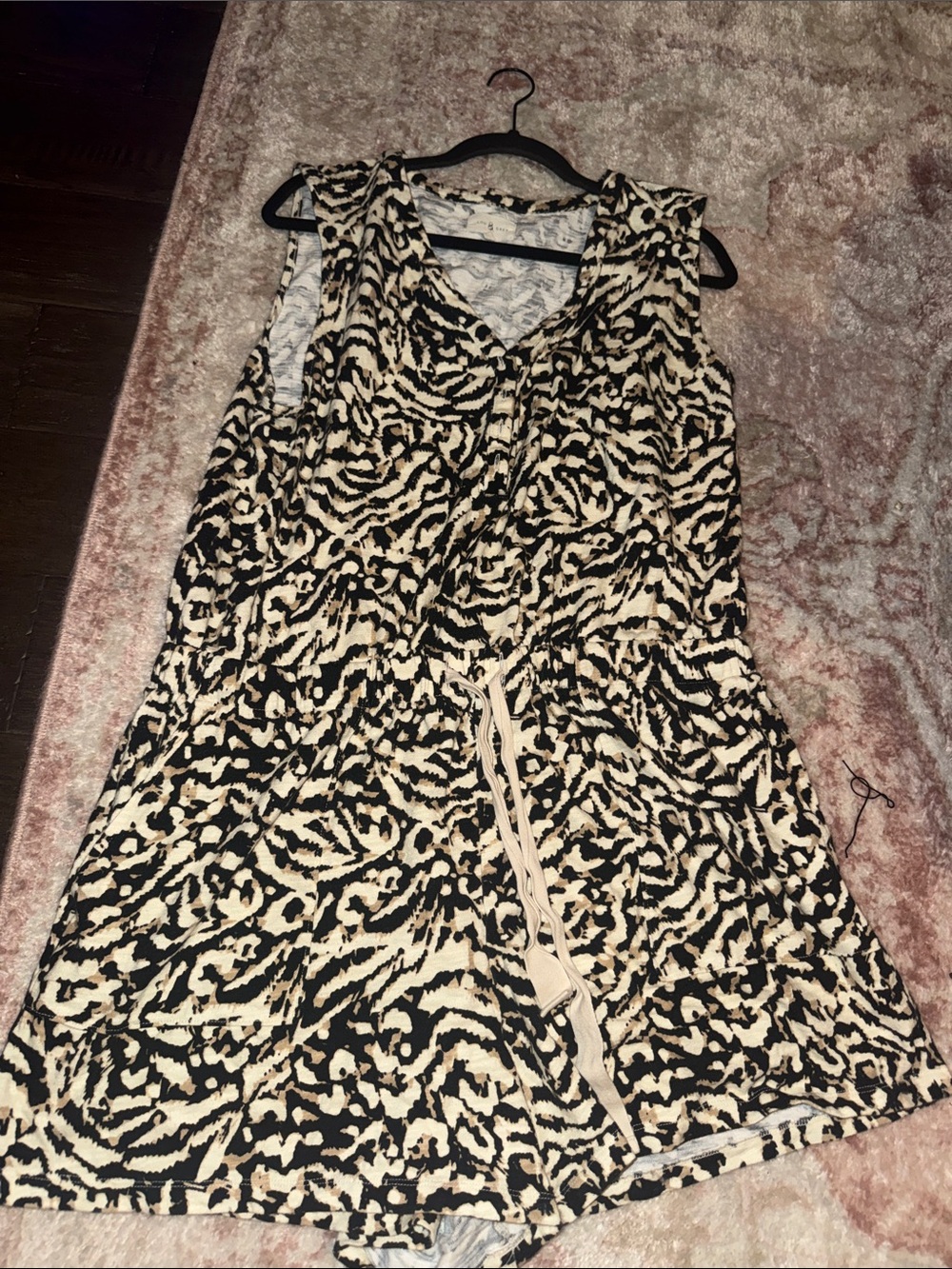 Lou & Grey Sleeveless Animal Print Drawstring Romper Dress - Black & Cream - Picture 5 of 9